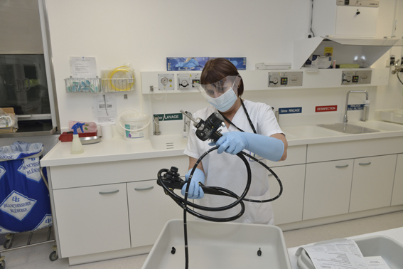 Préparation appareil d'endoscopie au CHSF